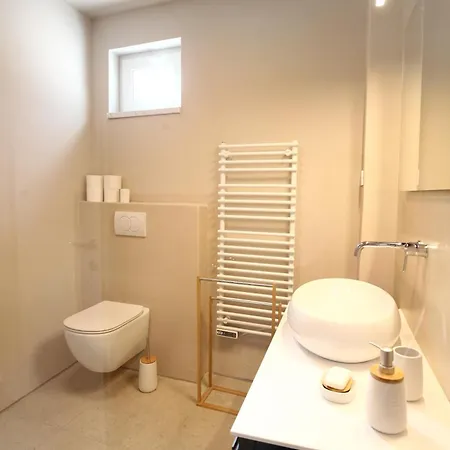 Apartment Casa Franko Malija